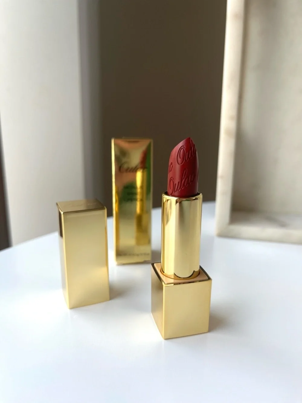 OULAC Metallic Shine Lipstick, Wine Red, One Last Kiss (14) NIP